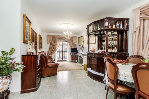 Villa i Amadora, Lisbon, Amadora - € 499.000 | Ref: AP9547 - foto 19