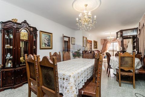 Villa i Amadora, Lisbon, Amadora - € 499.000 | Ref: AP9547 - foto 21
