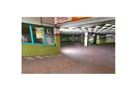 Garage i Amadora, Lisbon, Amadora - € 1.150.000 | Ref: AP3720 - foto 4