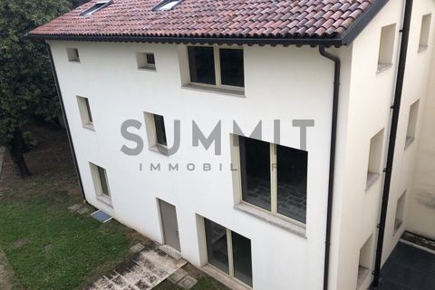 Villa a Schio, Vicenza, Schio - € 395.000 | Ref: DS2620A - foto 2