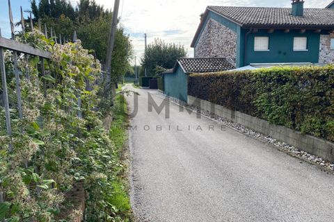 Terra a Thiene, Vicenza, Thiene - € 200.000 | Ref: DS5101 - foto 3