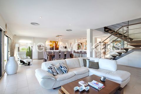 Villa i Empuriabrava, Gerona, Empuriabrava - € 1.450.000 | Ref: W-02X6ZD - foto 21