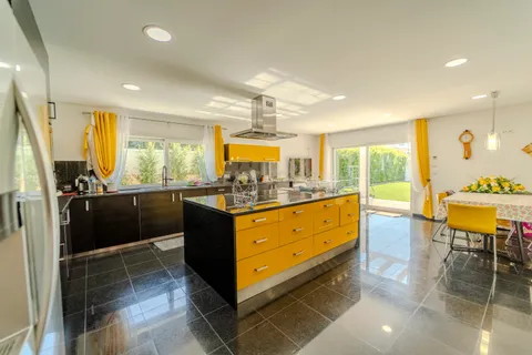 Villa i Corroios, Setubal, Corroios - € 1.580.000 | Ref: 1356-01729 - foto 6