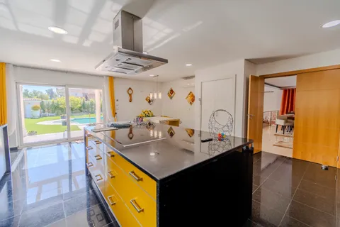 Villa i Corroios, Setubal, Corroios - € 1.580.000 | Ref: 1356-01729 - foto 13