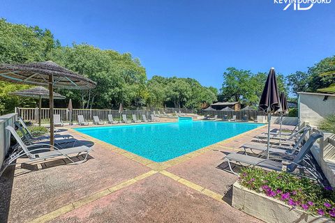 Villa a Aubenas, Ardeche, Aubenas - € 1.700.000 | Ref: 1250-M-P-MONTREAL12777 - foto 2
