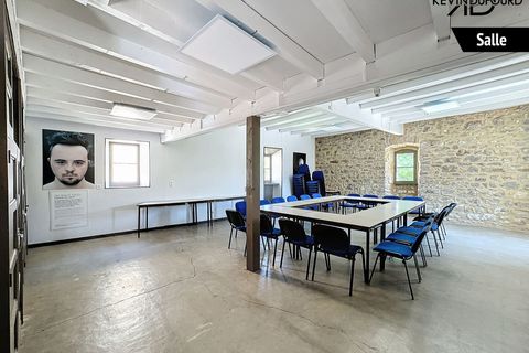 Villa a Aubenas, Ardeche, Aubenas - € 1.700.000 | Ref: 1250-M-P-MONTREAL12777 - foto 20