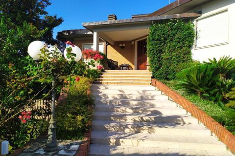 Villa i Carrara, Massa and Carrara, Carrara - € 1.100.000 | Ref: 107818 - foto 1