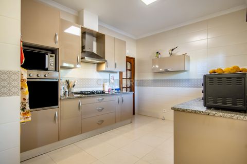 Villa i Estombar, Faro, Estombar - € 493.000 | Ref: C0240-02548 - foto 8