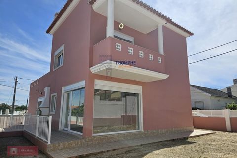 Villa i Almada, Setubal, Almada - € 520.000 | Ref: TPH103-413 - foto 1