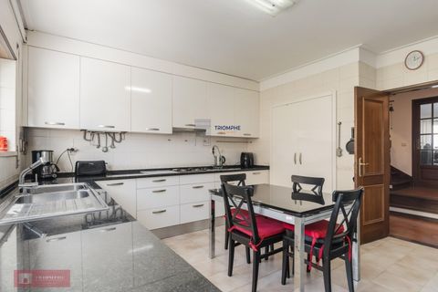 Villa i Carcavelos, Lisbon, Carcavelos - € 650.000 | Ref: TPH160-01 - foto 1