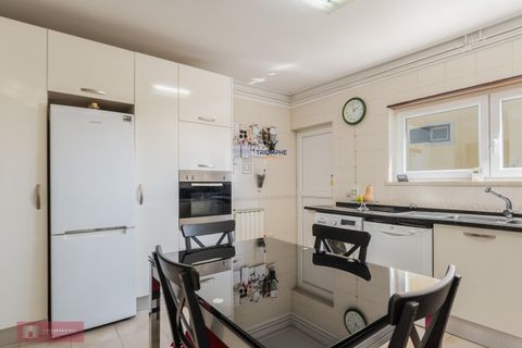 Villa i Carcavelos, Lisbon, Carcavelos - € 650.000 | Ref: TPH160-01 - foto 3