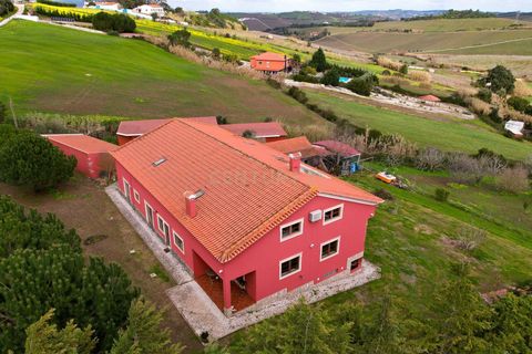 Villa a Alenquer, Lisbon, Alenquer - € 570.000 | Ref: C0444-00594 - foto 4