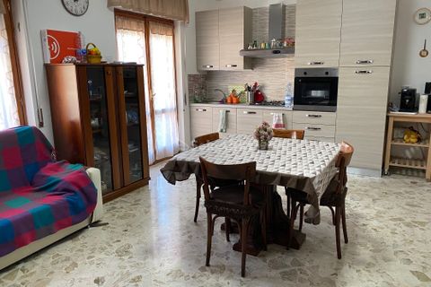 Estudi a Caserta, Caserta, Caserta - € 250/mes | Ref: SF23 - foto 6