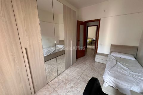 Estudi a Caserta, Caserta, Caserta - € 250/mes | Ref: SF23 - foto 9