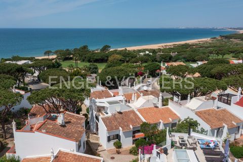 Villa i Vale do Lobo, Faro, Vale do Lobo - € 1.350.000 | Ref: W-02ROBT - foto 1