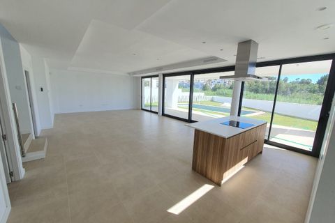 Villa i La Duquesa, Malaga, La Duquesa - € 1.065.000 | Ref: R4959004 - foto 18