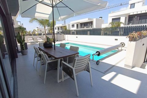 Villa i Algorfa, Alicante, Algorfa - € 519.995 | Ref: 200-3918 - foto 39
