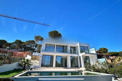 Villa a Platja D'aro, Gerona, Platja D'aro - € 995.000 | Ref: EIVVI460000815 - foto 9