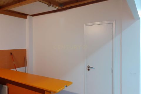 Erhvervsejendom i Alges, Lisbon, Alges - € 225.000 | Ref: 1649-01411 - foto 34