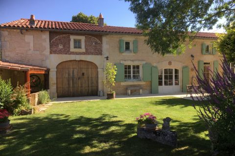 Landsbyhus i Aumagne, Charente-Maritime, Aumagne - € 349.800 | Ref: loren - foto 2