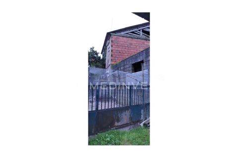 Villa a Cavez, Braga, Cavez - € 50.000 | Ref: Cave.014 - foto 2
