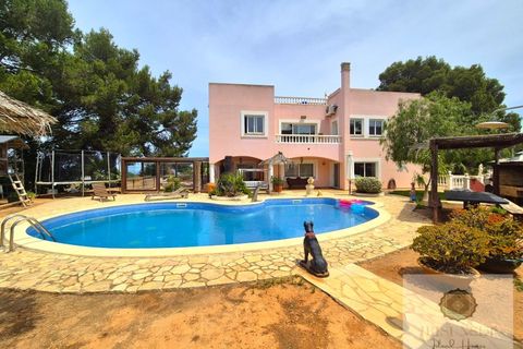Villa a Cala de Bou, Ibiza, Cala de Bou - € 1.800.000 | Ref: ISS311C - foto 3