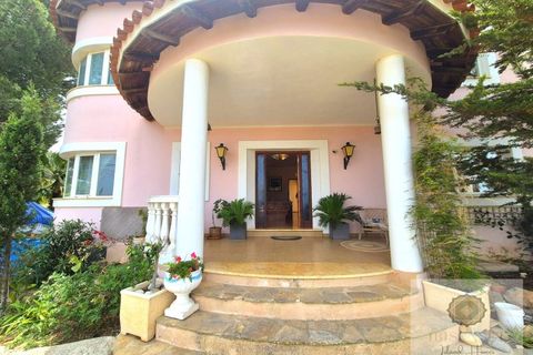 Villa a Cala de Bou, Ibiza, Cala de Bou - € 1.800.000 | Ref: ISS311C - foto 10