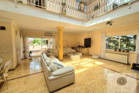 Villa a Cala de Bou, Ibiza, Cala de Bou - € 1.800.000 | Ref: ISS311C - foto 11