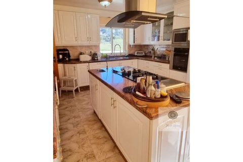 Villa a Cala de Bou, Ibiza, Cala de Bou - € 1.800.000 | Ref: ISS311C - foto 16
