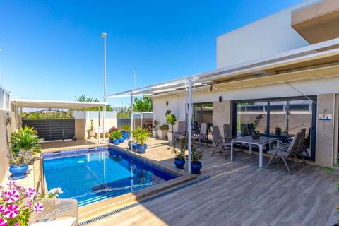 Villa i Daya Nueva, Alicante, Daya Nueva - € 359.000 | Ref: 200-3922 - foto 2