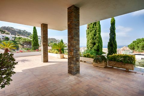 Villa i Roses, Gerona, Roses - € 2.500.000 | Ref: W-02PVY5 - foto 33