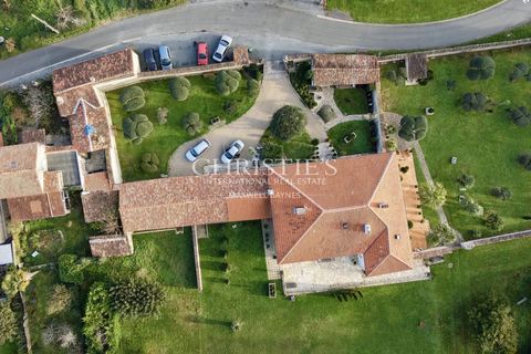 Villa en Saintes, Charente-Maritime, Saintes - € 1.060.000 | Ref: OD1049 - photo 27