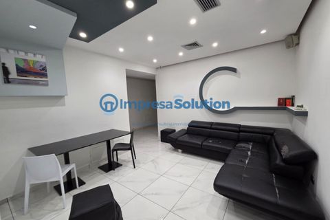 Erhvervsejendom i Naples, Naples, Naples - € 200.000 | Ref: stazione.c - foto 8