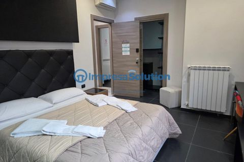 Erhvervsejendom i Naples, Naples, Naples - € 200.000 | Ref: stazione.c - foto 23