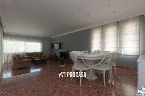Villa a Roses, Gerona, Roses - € 598.000 | Ref: 3666 - foto 13
