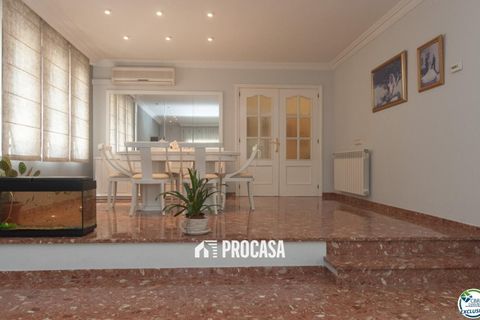 Villa a Roses, Gerona, Roses - € 598.000 | Ref: 3666 - foto 15