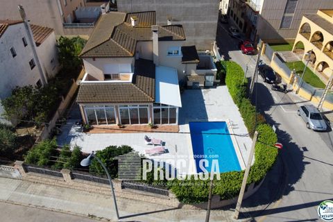 Villa a Roses, Gerona, Roses - € 598.000 | Ref: 3666 - foto 42