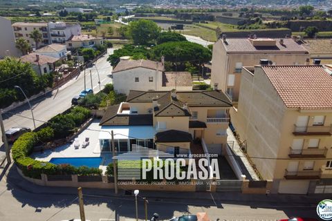 Villa a Roses, Gerona, Roses - € 598.000 | Ref: 3666 - foto 43