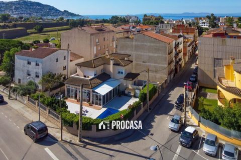 Villa a Roses, Gerona, Roses - € 598.000 | Ref: 3666 - foto 49