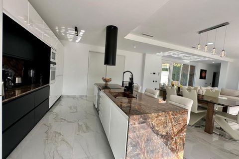 Villa i Petrer, Alicante, Petrer - € 849.995 | Ref: 61077c2411 - foto 5