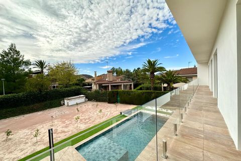 Villa i Petrer, Alicante, Petrer - € 849.995 | Ref: 61077c2411 - foto 16