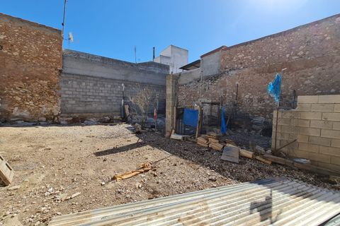 Helårsgrund i Pinoso, Alicante, Pinoso - € 184.995 | Ref: 64027c2409 - foto 1