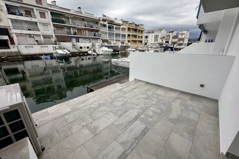 Villa i Empuriabrava, Gerona, Empuriabrava - € 439.000 | Ref: 700 - foto 1