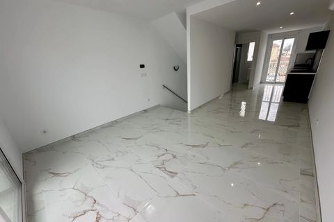 Villa i Empuriabrava, Gerona, Empuriabrava - € 439.000 | Ref: 700 - foto 2