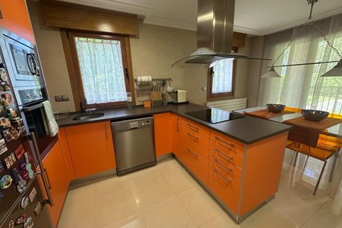 Villa a Jaca, Huesca, Jaca - € 890.000 | Ref: EXP09433/8930 - foto 12