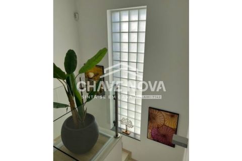 Villa a Barreiro, Setubal, Barreiro - € 575.000 | Ref: LX/02317 - foto 8