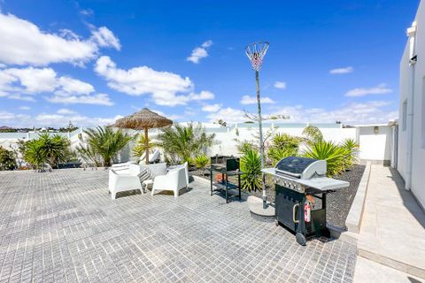 Villa a Costa Teguise, Lanzarote, Costa Teguise - € 925.000 | Ref: a0ont000004vb93 - foto 14