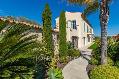 Villa i Antibes, Alpes-Maritimes, Antibes - € 1.980.000 | Ref: V0653AN - foto 3