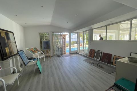 Villa i Saint-Denis, La Reunion, Saint-Denis - € 599.000 | Ref: MV241 - foto 5