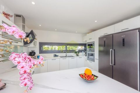 Villa i Costa Teguise, Lanzarote, Costa Teguise - € 975.000 | Ref: P325001 - foto 8